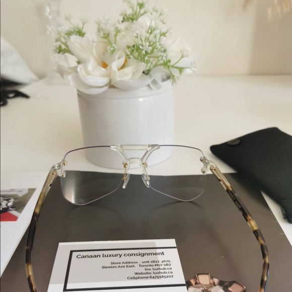 Grey Ant sunglass for Sale - Picture 4 of 7